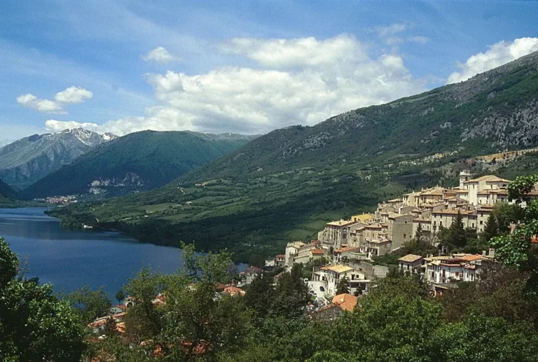 Borgo di Villetta Barrea